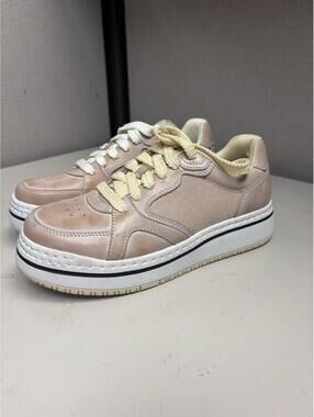 Alegria Women's Lace Up Sneaker Pink Burnish Size 36